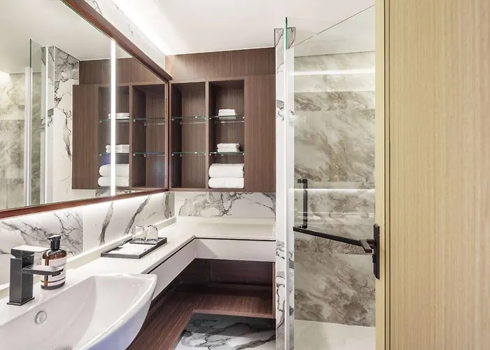 Western Click Sathorn 11 Hotel Bangkok
