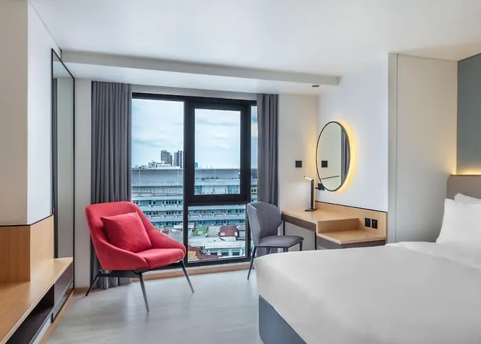 Western Click Sathorn 11 Hotel Bangkok