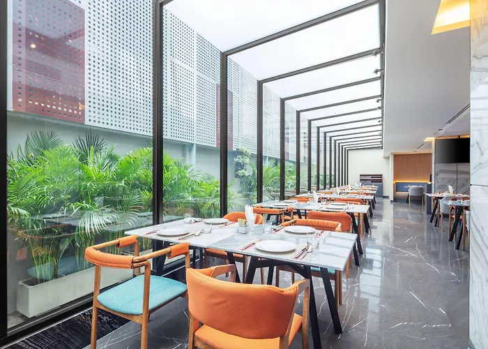 Hotel Western Click Sathorn 11