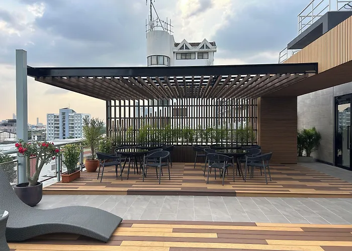 Western Click Sathorn 11 Hotel Bangkok